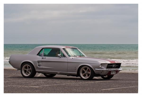 1967 FORD MUSTANG