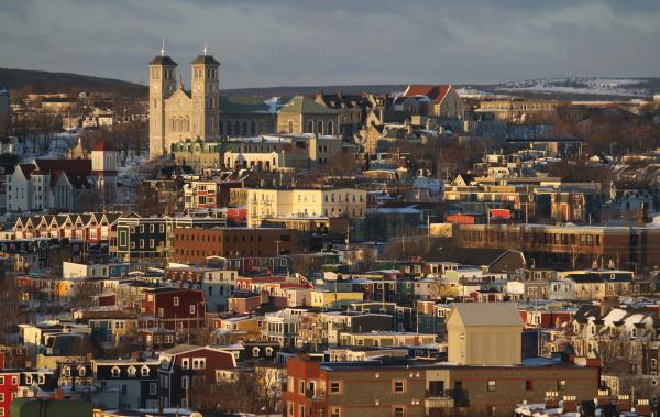 2011 - FEB 12 - 22 - NEWFOUNDLAND -200 St John's, view from the Battery Hotel - a01 (8)