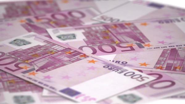 Euro bills