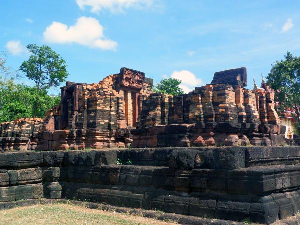 700 year old Hindu temple ruins