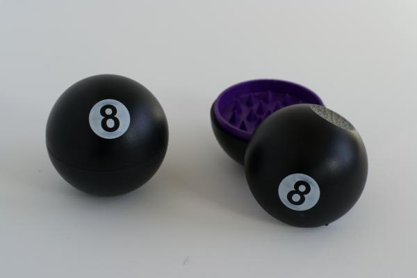 8 Ball