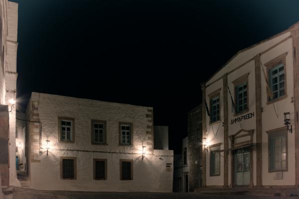 A night in the square