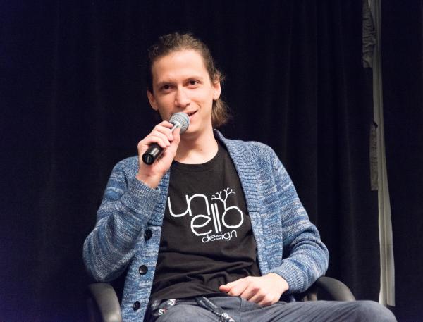 Aaron Lemke (Unello Design) introducing self at indie dev panel (looking slight stage right)