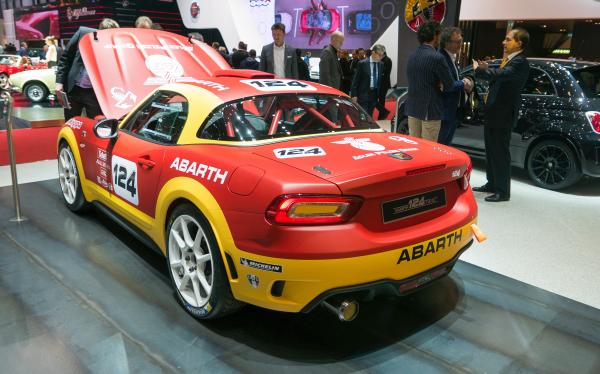 Abarth 124 Spider