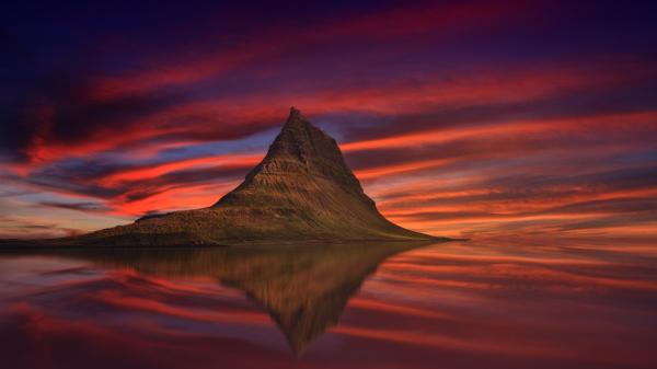 Abstract Kirkjufell Reflection