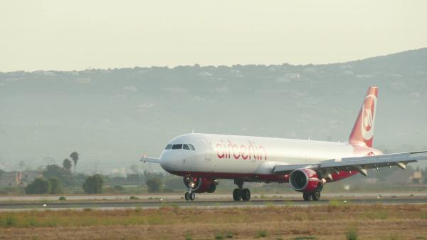 Plane Landing