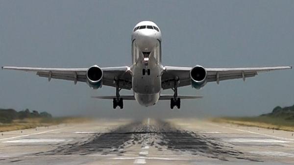 Airplane landing
