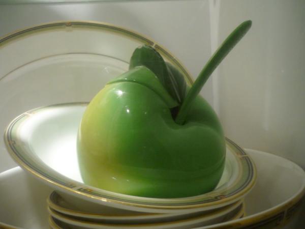 Apple in the Plate
