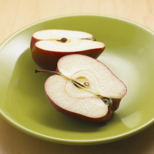 Apple in two halfs
