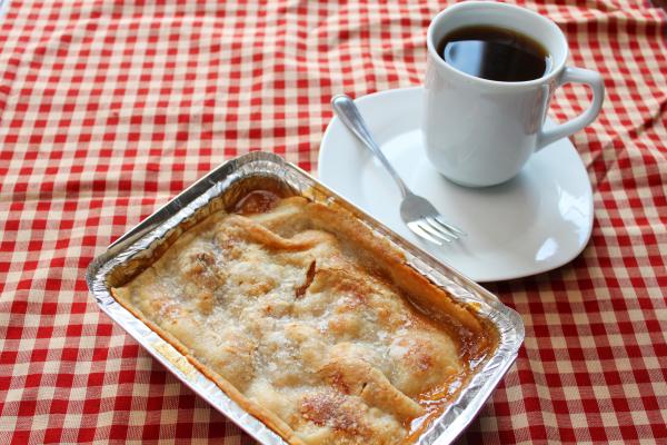 Apple pie and coffee
