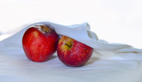 Apples