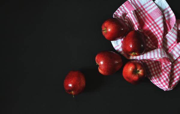 Apples