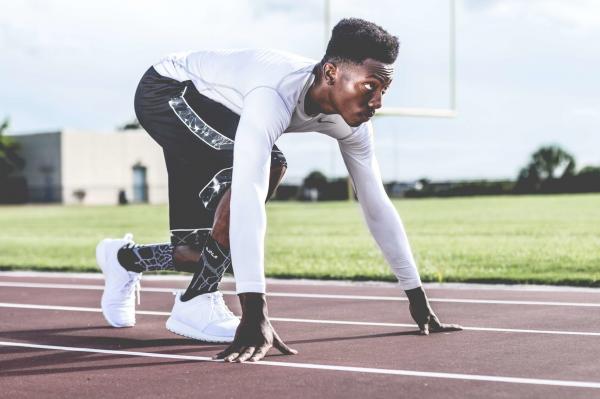 athlete at the start