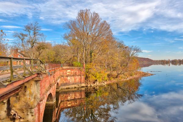 Autumn Aqueduct Decay - HDR