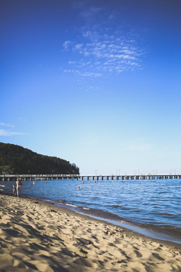 Beach & pier