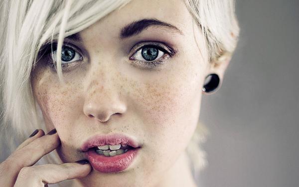 Blonde Closeup
