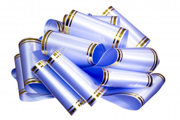 blue bow