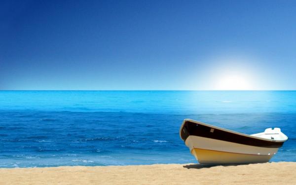 Blue ocean beach
