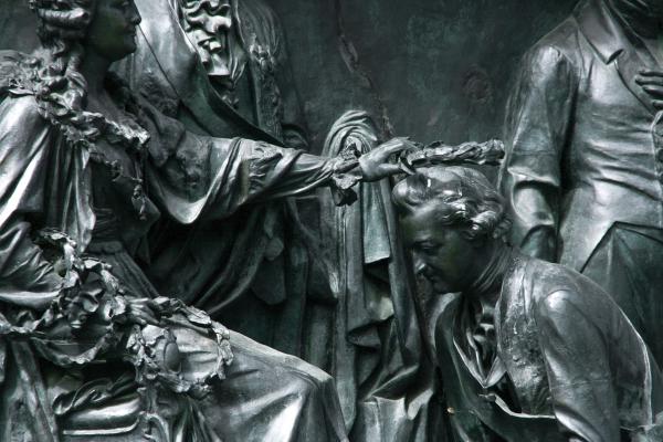 bronze monument close-up