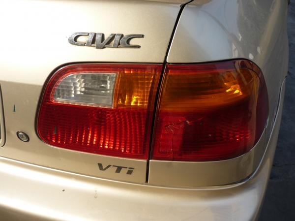 Car tail light