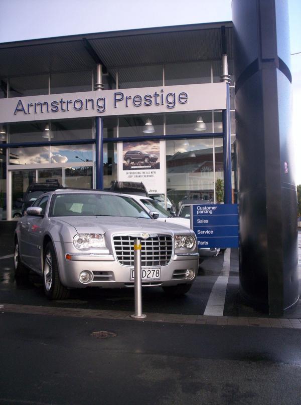 Chrysler 300 imposes itself