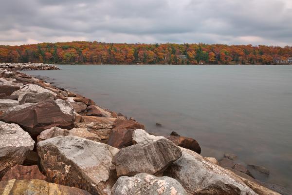 Cloudy Deep Creek Autumn - HDR