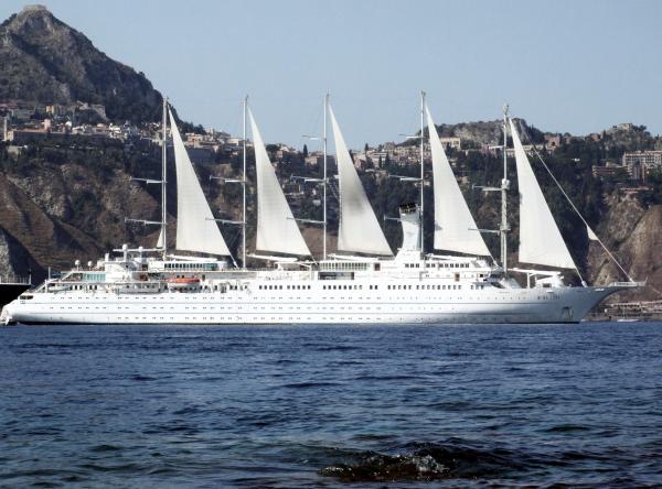 Club Med 2 -Giardini Naxos-Messina-Sicilia-Italy - Creative Commons by gnuckx