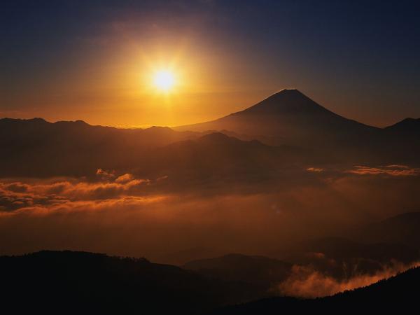 Coast Mtn Sunrise