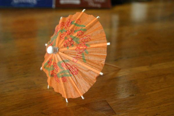 Cocktail umbrella