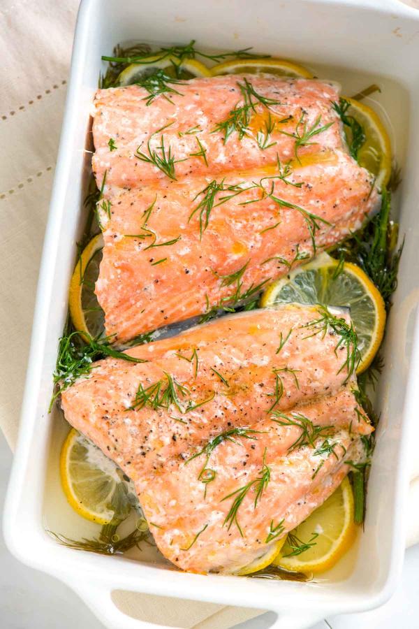Cooking salmon fish