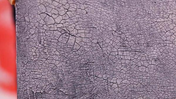 Crackled Wall