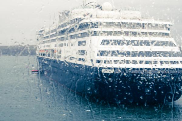 Cruise ship