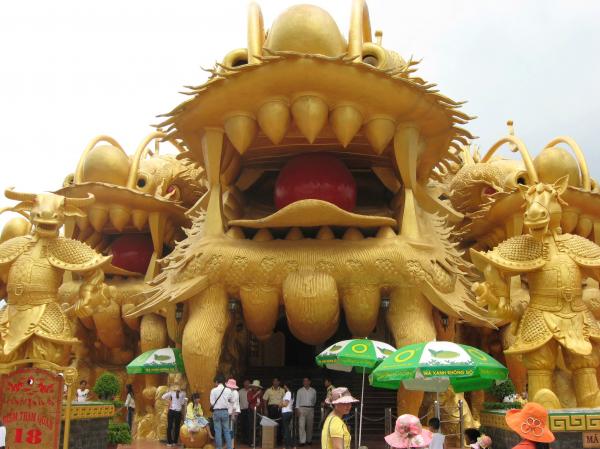 Dai Nam Van Hien Paradise 3