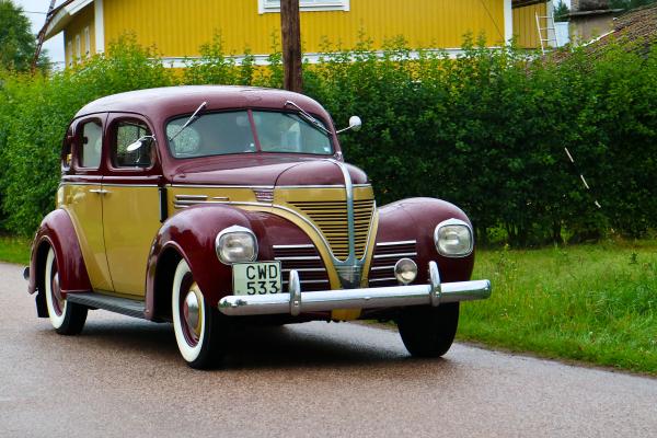 Dodge Royal Touring SED 1939