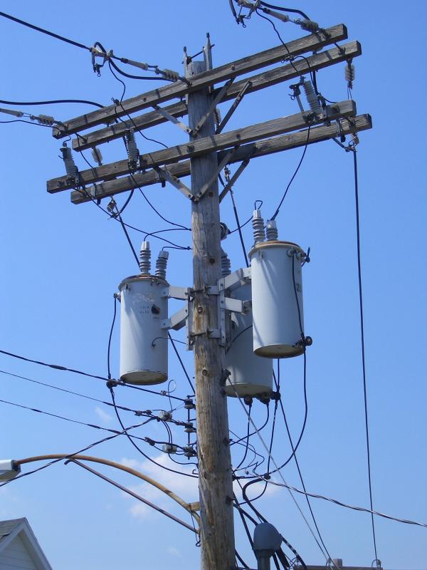 Electricity pole