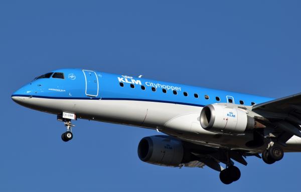 EMB190 KLM PH-EZE