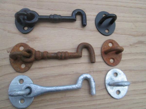 Eye latch