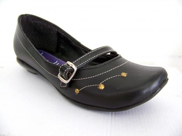 Female shoe