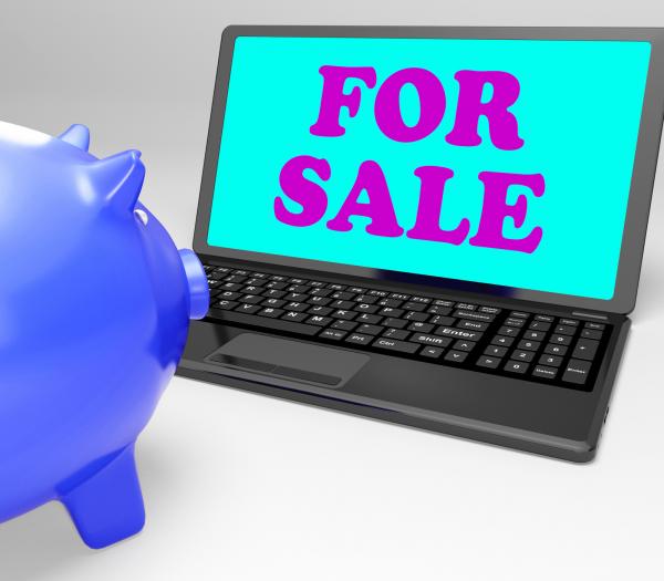For Sale Laptop Means Advertising Products To Buyers