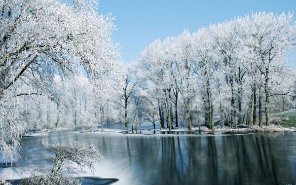 Winter lake
