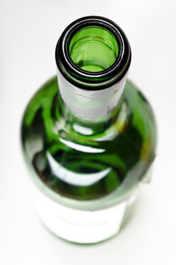 Glass bottle