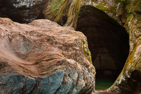 Gobble Rock Cave - HDR