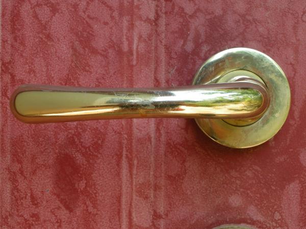 Golden Handle