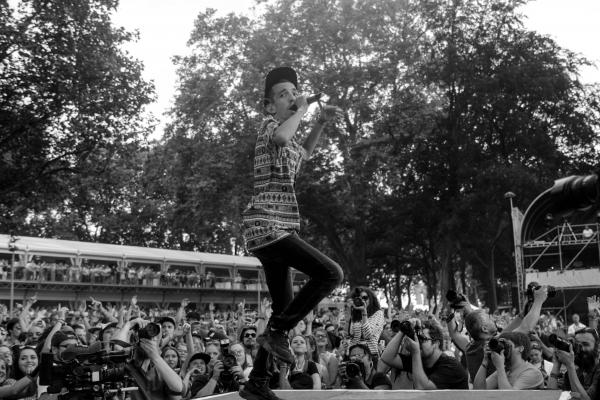 Grayscale Photography on Concert