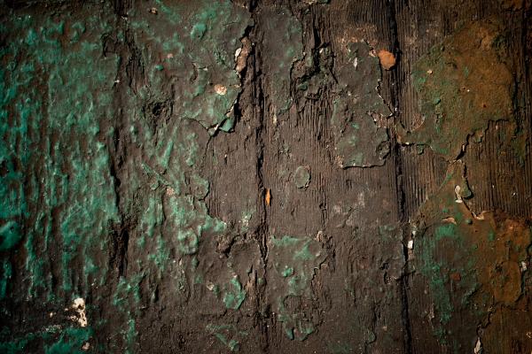 Gritty Paint on Wood