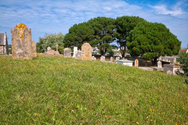 Guernsey Cemetery - HDR