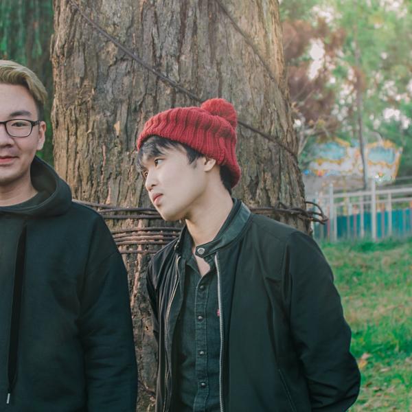 Guys near the tree