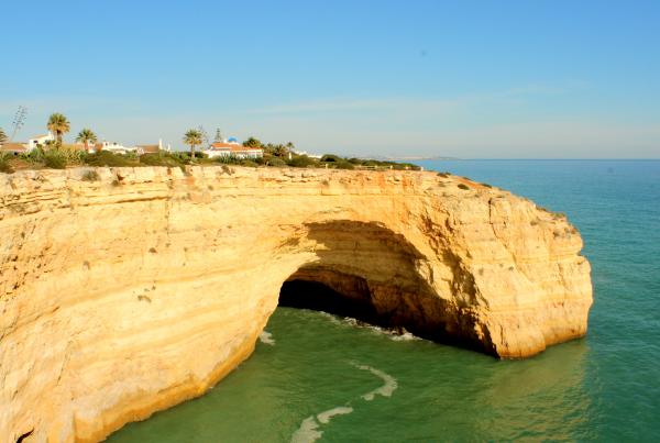 Houses atop a huge cliff in Algarve