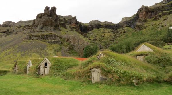 Icelandic turf house