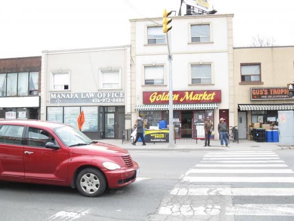 Intersection of Oakwood and Eglinton, 2013 04 09 -an